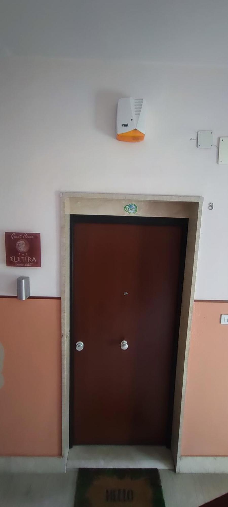 Pensión Elettra