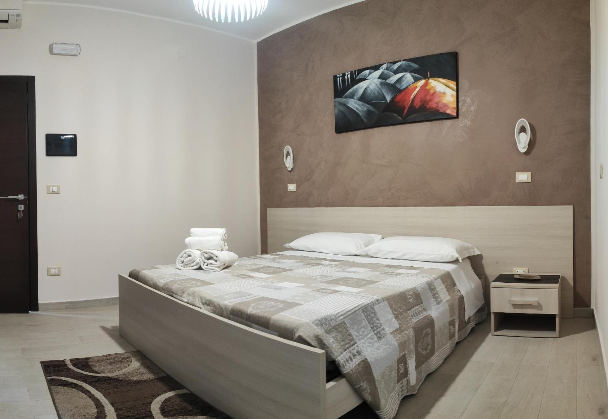 Elettra * Syracuse